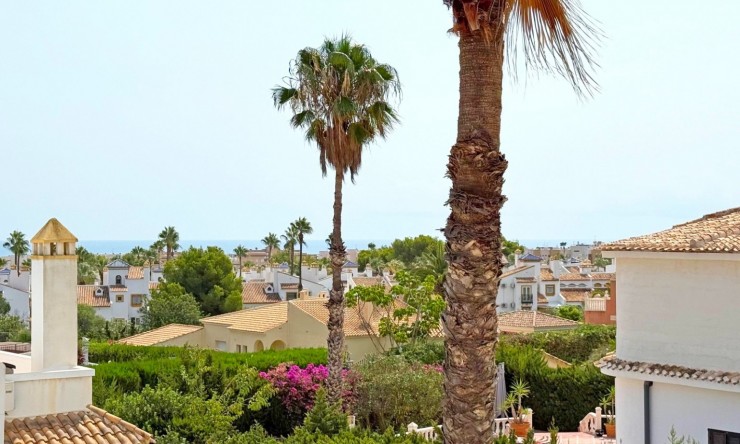 Re-Sale - Detached Villa - Orihuela Costa - Villamartin