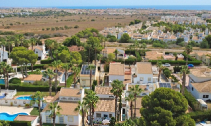 Re-Sale - Detached Villa - Orihuela Costa - Villamartin