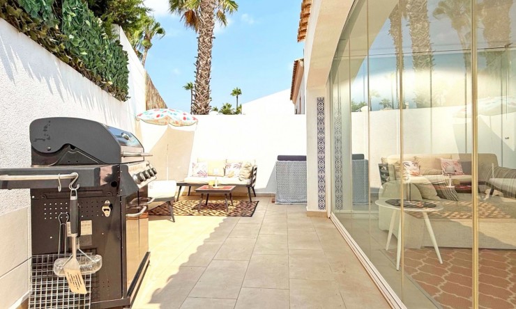 Re-Sale - Detached Villa - Orihuela Costa - Villamartin