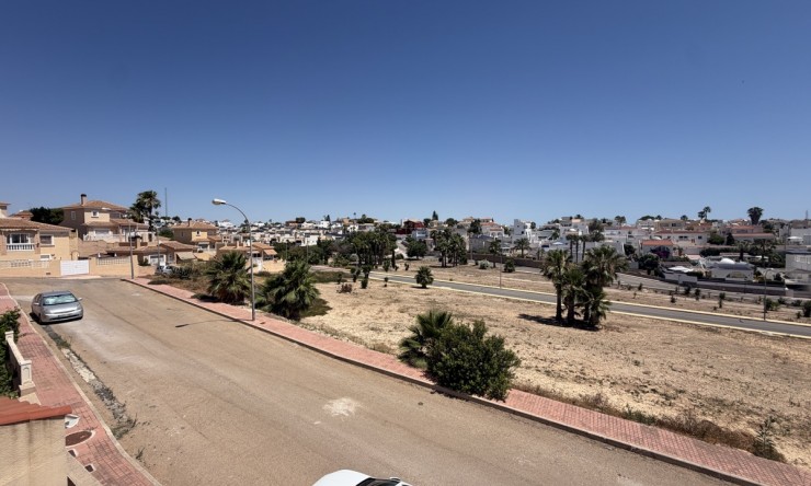 Re-Sale - Detached Villa - Orihuela Costa - Villamartin