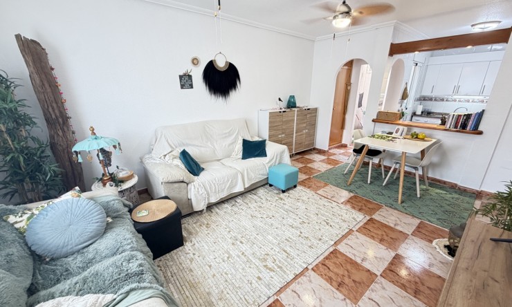 Re-Sale - Bungalow - Orihuela Costa - La Zenia