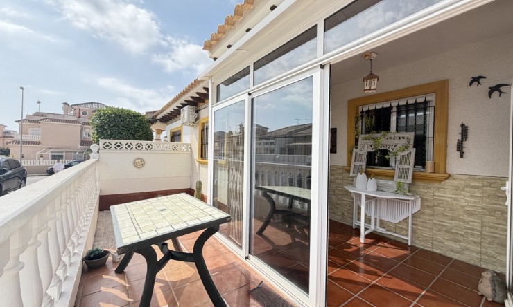 Re-Sale - Bungalow - Orihuela Costa - La Zenia