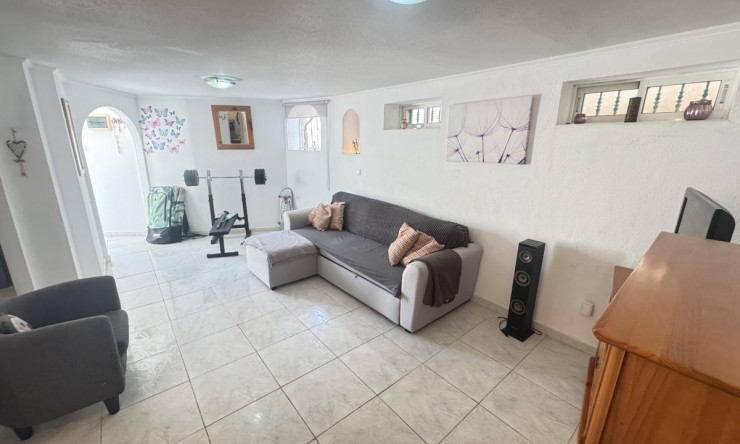 Re-Sale - Detached Villa - Orihuela Costa - Villamartin