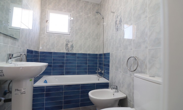 Re-Sale - Apartment - Orihuela Costa - Punta Prima