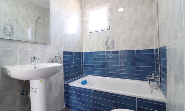 Re-Sale - Apartment - Orihuela Costa - Punta Prima