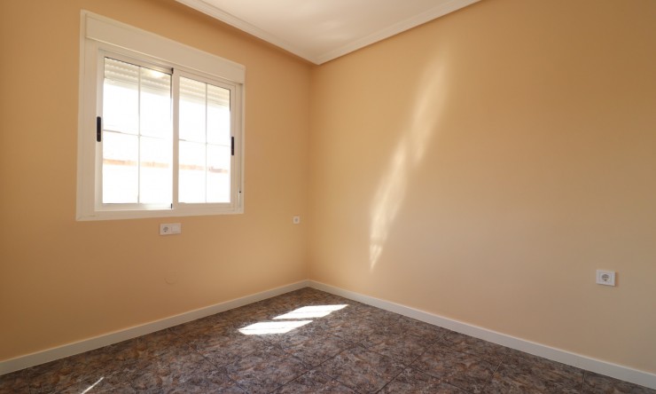 Re-Sale - Apartment - Orihuela Costa - Punta Prima