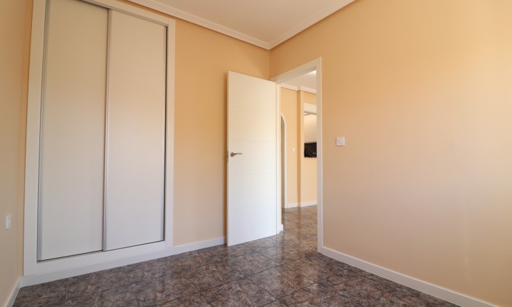 Re-Sale - Apartment - Orihuela Costa - Punta Prima
