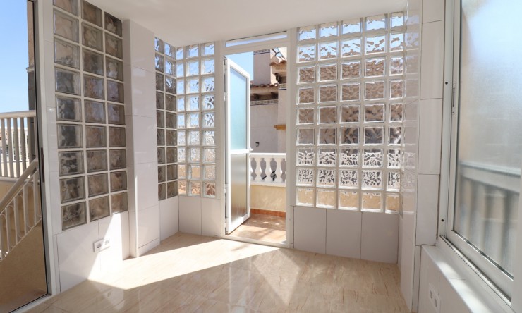 Re-Sale - Apartment - Orihuela Costa - Punta Prima