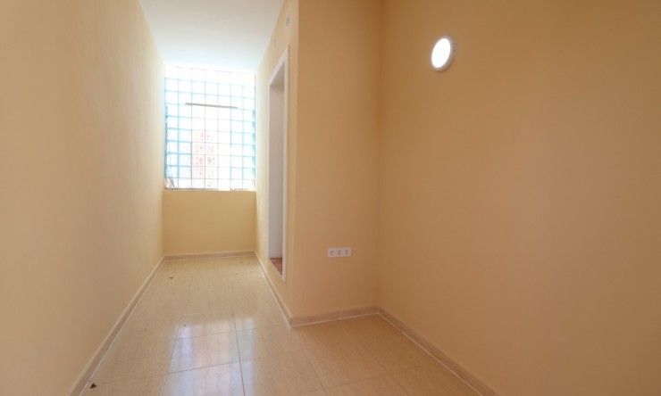 Re-Sale - Apartment - Orihuela Costa - Punta Prima