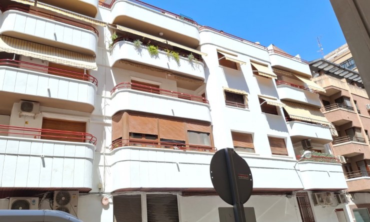 Re-Sale - Apartment - Orihuela - Orihuela - City