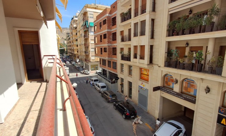 Re-Sale - Apartment - Orihuela - Orihuela - City