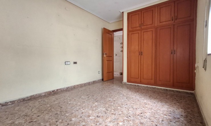 Re-Sale - Apartment - Orihuela - Orihuela - City