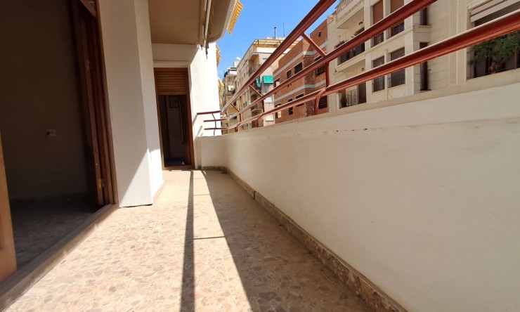 Re-Sale - Apartment - Orihuela - Orihuela - City