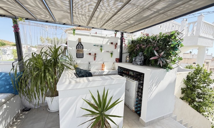 Reventa - Chalet - San Miguel de Salinas - Lake View Mansions