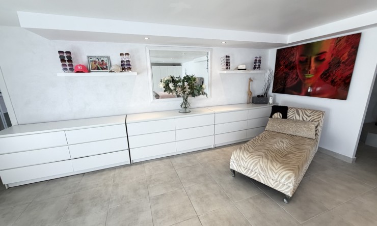 Reventa - Chalet - San Miguel de Salinas - Lake View Mansions
