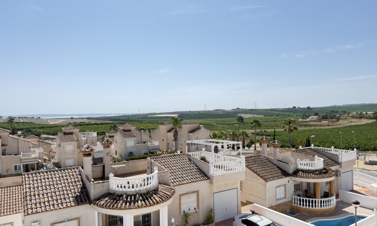 Reventa - Chalet - San Miguel de Salinas - Lake View Mansions