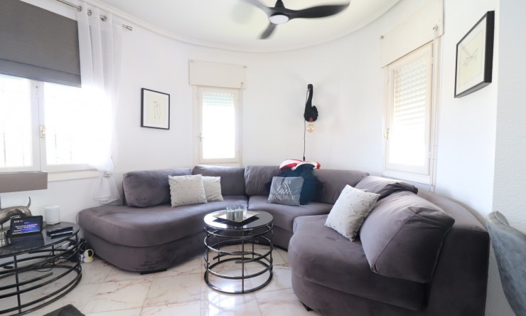 Re-Sale - Detached Villa - Orihuela Costa - Villamartin