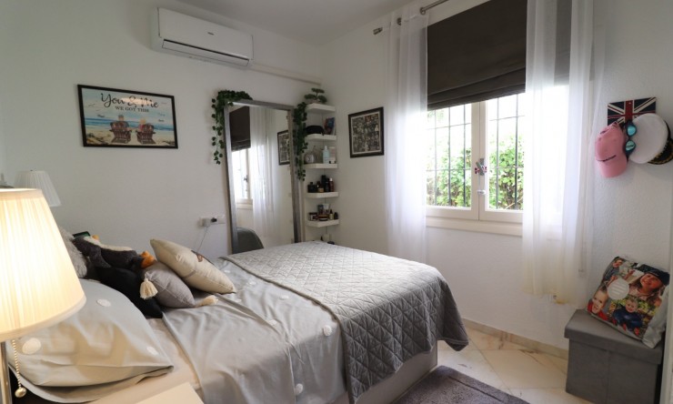 Re-Sale - Detached Villa - Orihuela Costa - Villamartin