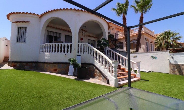 Re-Sale - Detached Villa - Orihuela Costa - Villamartin