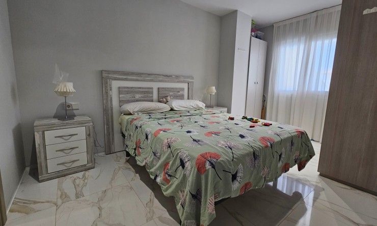 Re-Sale - Apartment - La Marina - El Pinet