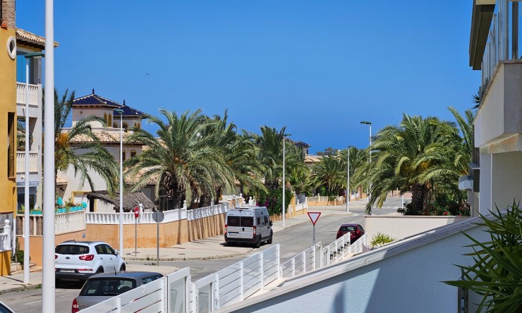 Re-Sale - Apartment - La Marina - El Pinet