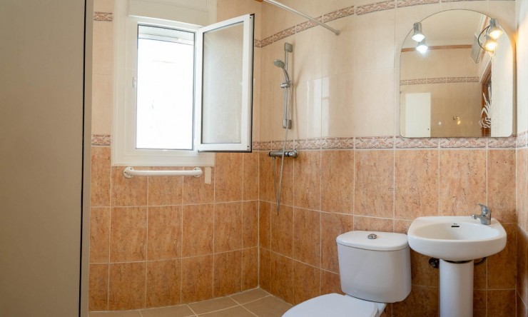 Re-Sale - Bungalow - Ciudad Quesada - Altos de Quesada