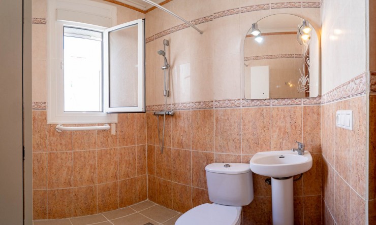 Re-Sale - Bungalow - Ciudad Quesada - Altos de Quesada