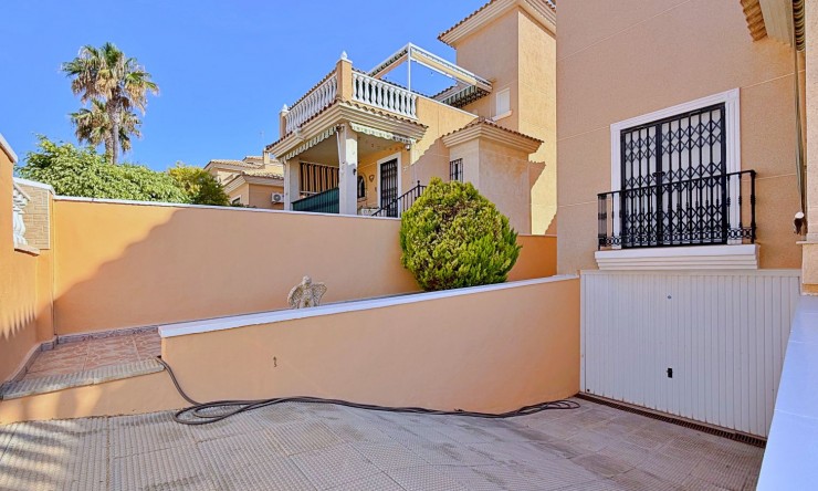 Reventa - Chalet - Orihuela Costa - Punta Prima