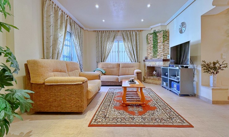 Reventa - Chalet - Orihuela Costa - Punta Prima