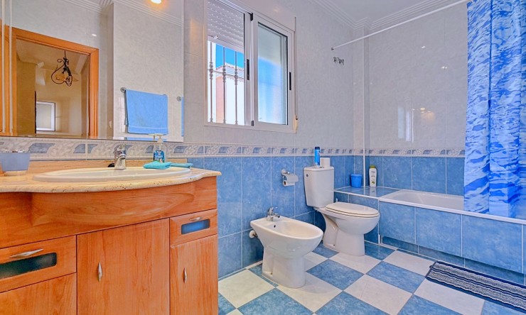 Reventa - Chalet - Orihuela Costa - Punta Prima