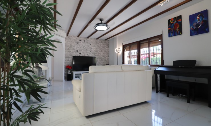Reventa - Chalet - Formentera del Segura - Fincas de La Vega