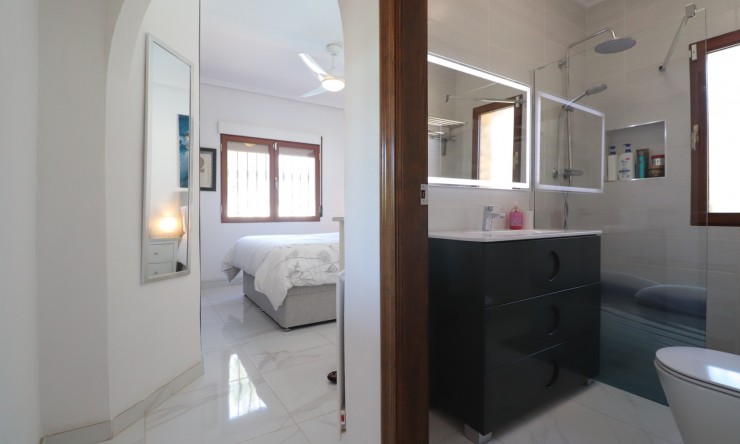 Reventa - Chalet - Formentera del Segura - Fincas de La Vega