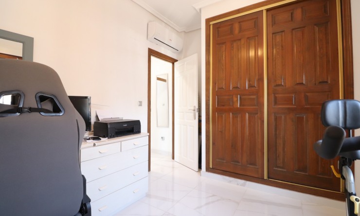 Reventa - Chalet - Formentera del Segura - Fincas de La Vega