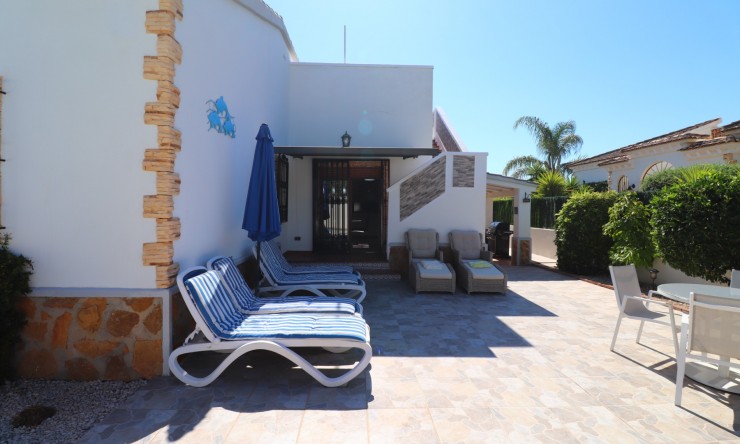 Reventa - Chalet - Formentera del Segura - Fincas de La Vega