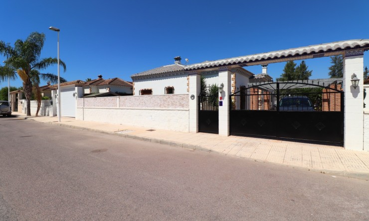Reventa - Chalet - Formentera del Segura - Fincas de La Vega