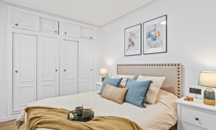 Re-Sale - Apartment - Orihuela Costa - La Florida