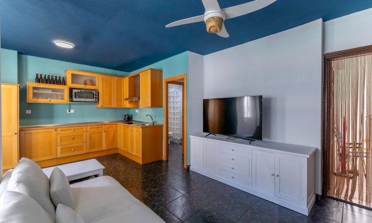 Re-Sale - Apartment - Torrevieja - Playa Los Naufragos