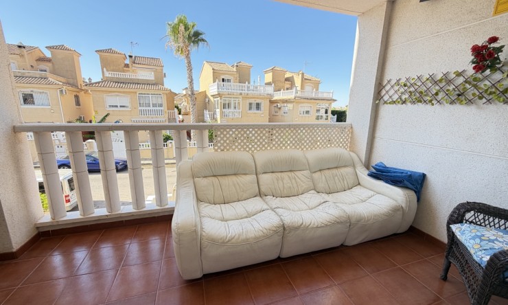 Re-Sale - Apartment - Orihuela Costa - Villamartin