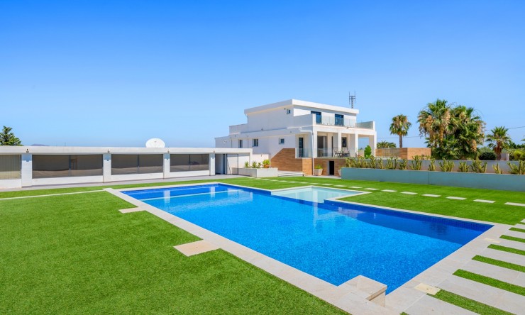 Reventa - Casa de Campo - Los Montesinos - La Herrada