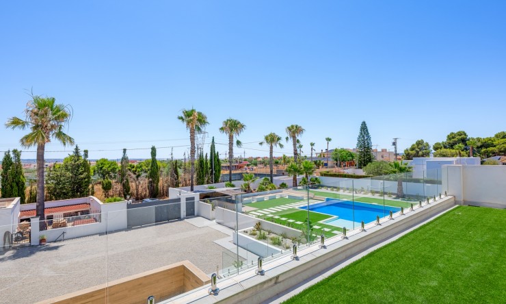 Reventa - Casa de Campo - Los Montesinos - La Herrada