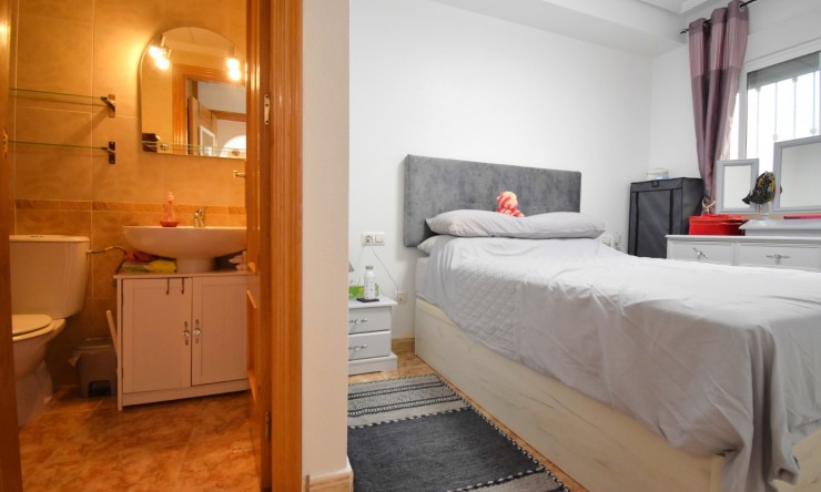 Re-Sale - Apartment - Orihuela Costa - Playa Flamenca