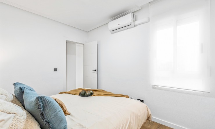 Re-Sale - Apartment - Orihuela Costa - Playa Flamenca