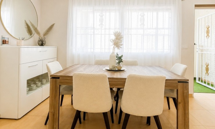 Re-Sale - Townhouse - Orihuela Costa - Punta Prima