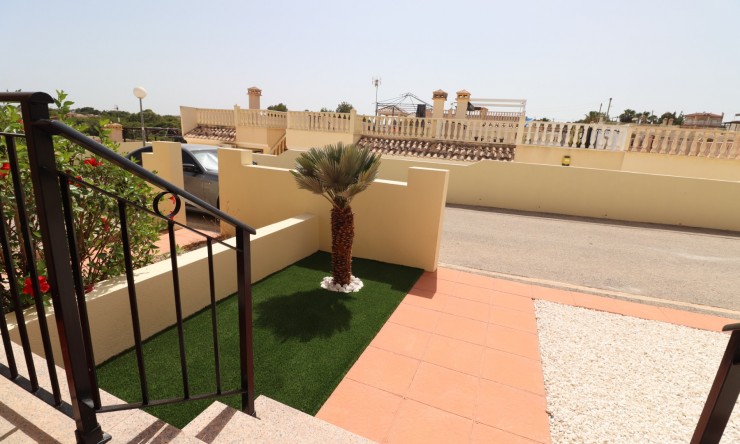 Re-Sale - Bungalow - Algorfa - Montemar
