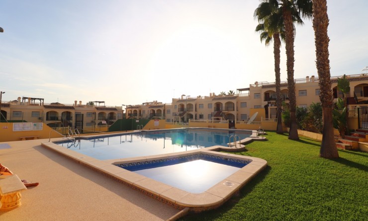 Re-Sale - Bungalow - Algorfa - Montemar