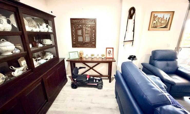 Re-Sale - Apartment - Orihuela Costa - La Zenia