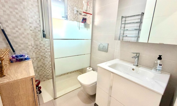 Re-Sale - Apartment - Orihuela Costa - La Zenia