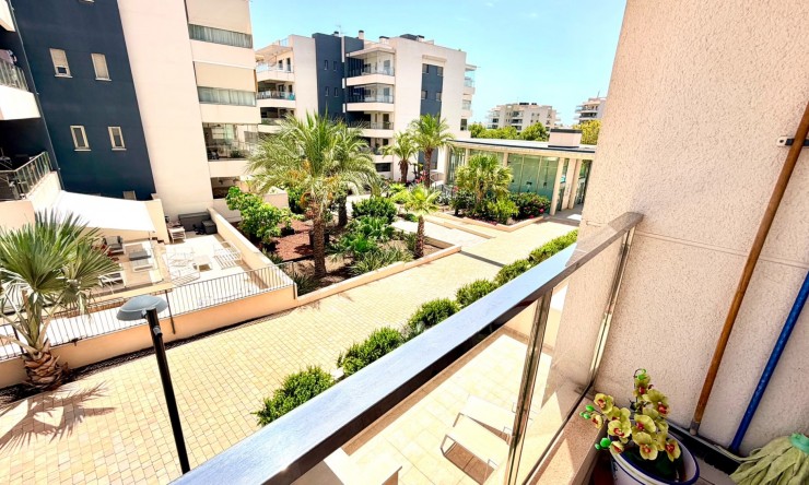 Re-Sale - Apartment - Orihuela Costa - La Zenia