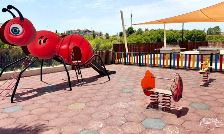Re-Sale - Apartment - Orihuela Costa - La Zenia