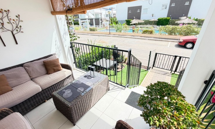 Re-Sale - Apartment - Torrevieja - Aguas Nuevas